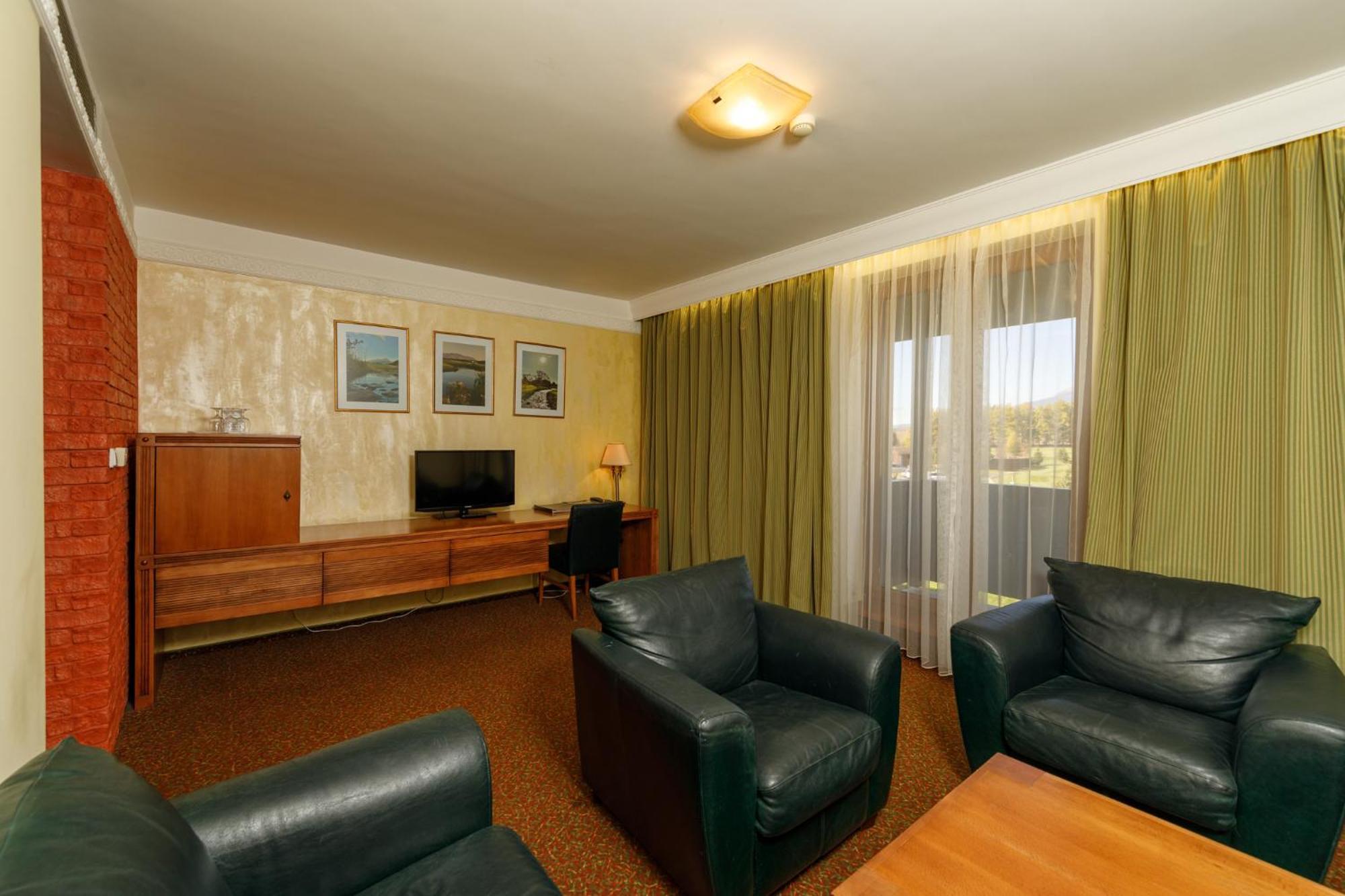 Hotel International Vel'ka Lomnica Zimmer foto